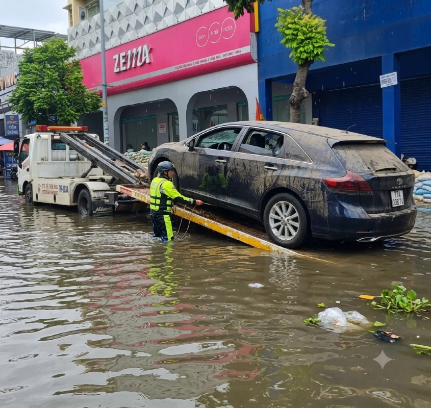 Cứu Hộ Ngập Nước - Sa Lầy - -0902366123